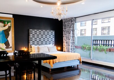 Moreno 820 by DOT Suites
