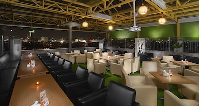 Maumu Hotel and Lounge