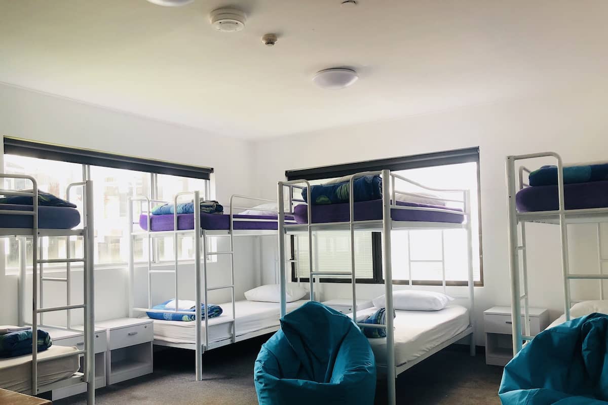 In-room safe, soundproofing, WiFi, bed sheets