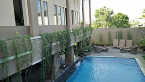Unclassified image, 5 of 28, button - Koi Hotel & Residence (Denpasar)