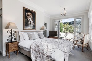 Literie de qualité supérieure, coffres-forts dans les chambres