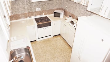 Suite Familiale, 2 chambres, terrasse, vue océan | Cuisine privée