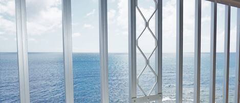 Ocean View 4LDK Executive, Non Smoking | Balcony view