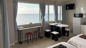 Comfort Twin Room, 1 Bedroom, Non Smoking, Ocean View - Okinawa Ocean Front Hotel  (Chatan)