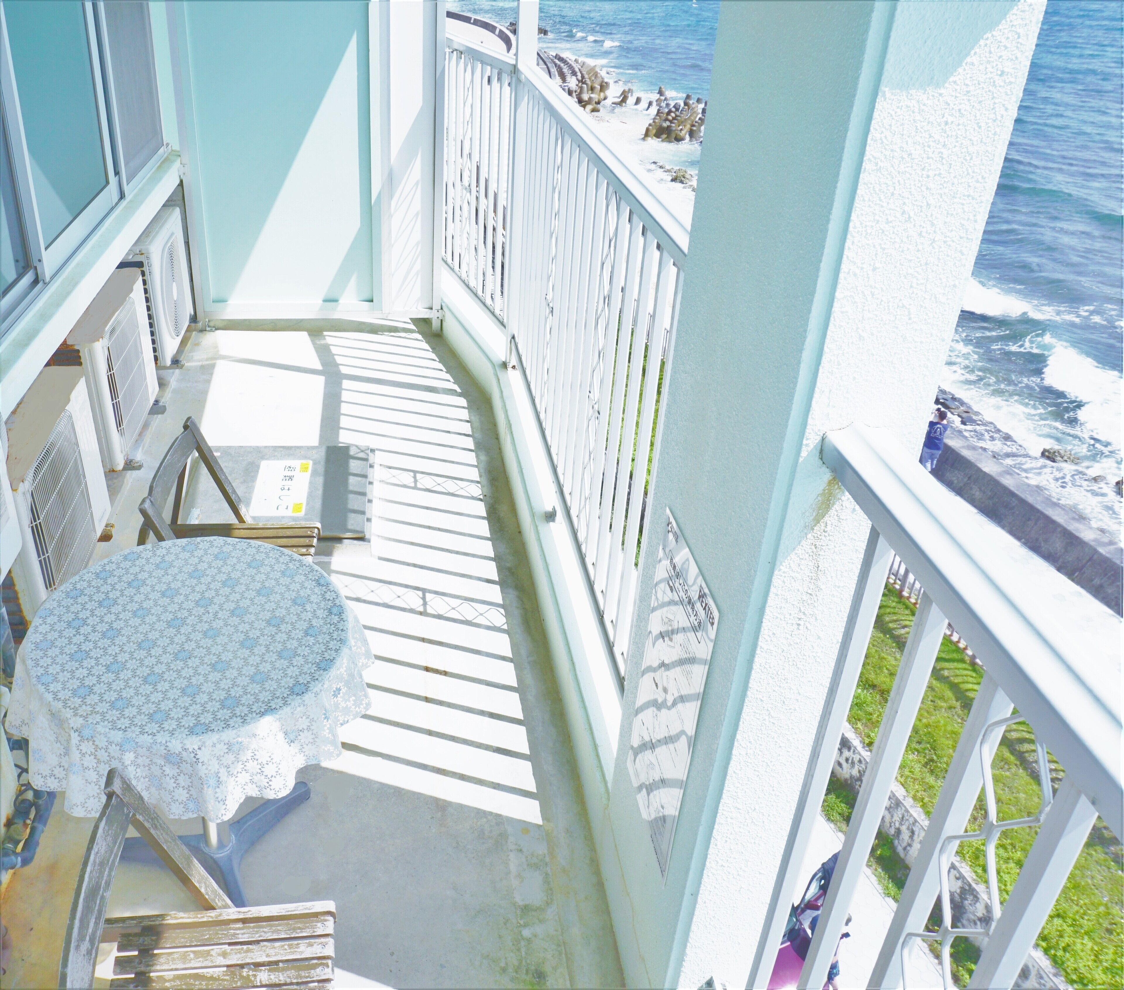 Chambre avec lits jumeaux, 2 lits une place, terrasse, vue océan | Balcon