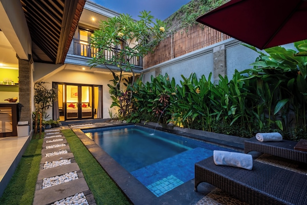 Indoor pool, outdoor pool, pool umbrellas, sun loungers
