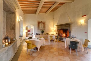 Colazione a buffet inclusa, servita tutte le mattine 