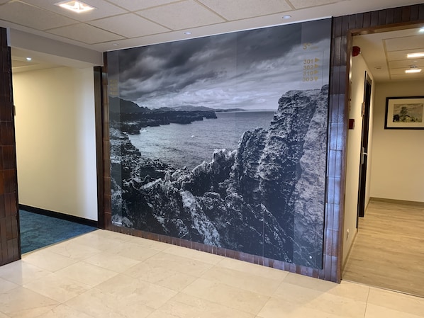 40-inch TV with cable channels - Hotel Montemar (Llanes)