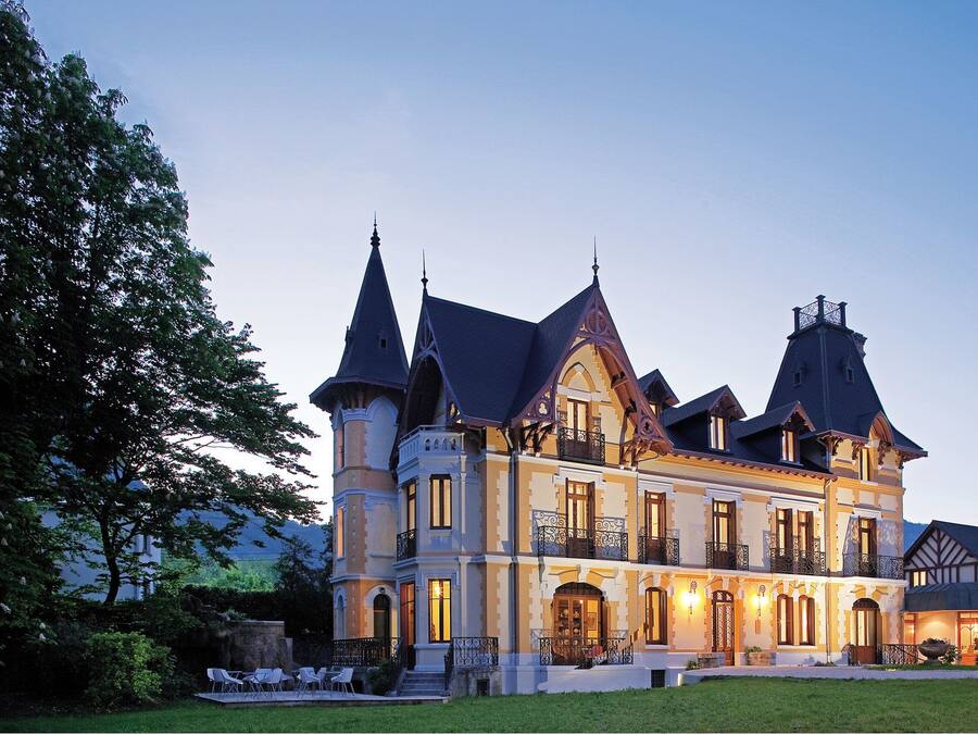 Mặt tiền nơi lưu trú