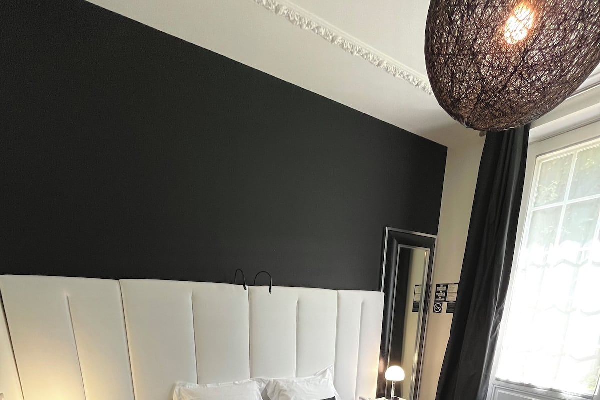 Premium bedding, in-room safe, individually decorated, desk