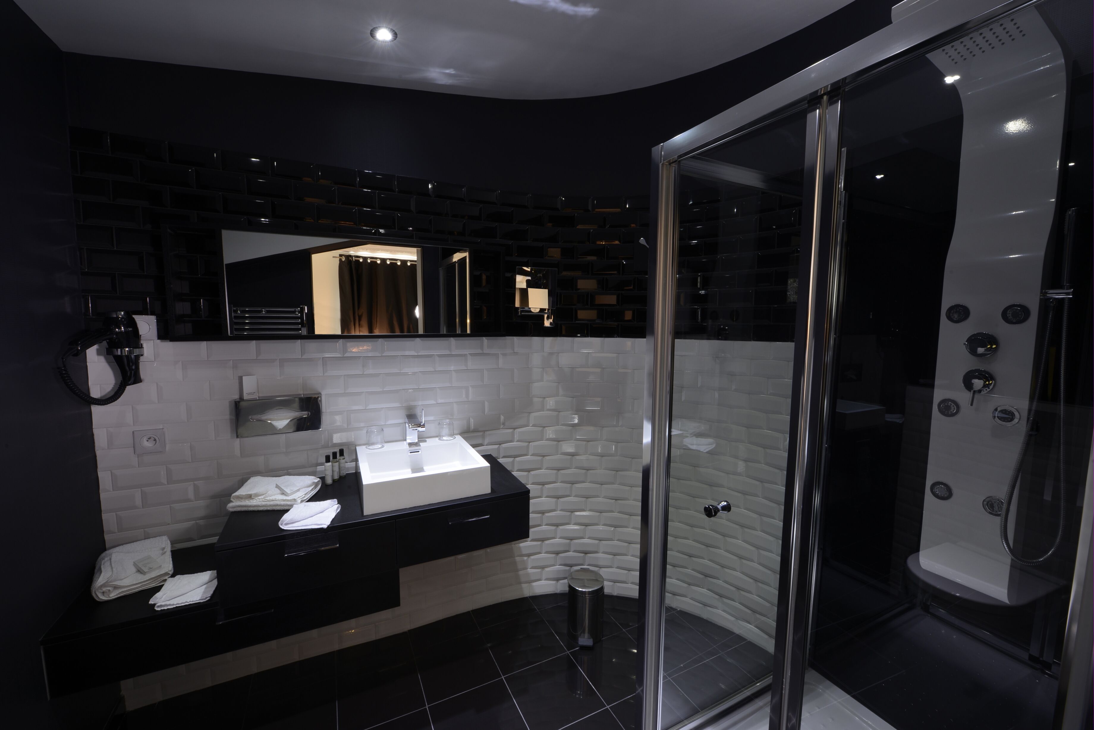 shower, hydromassage showerhead, designer toiletries, hair dryer