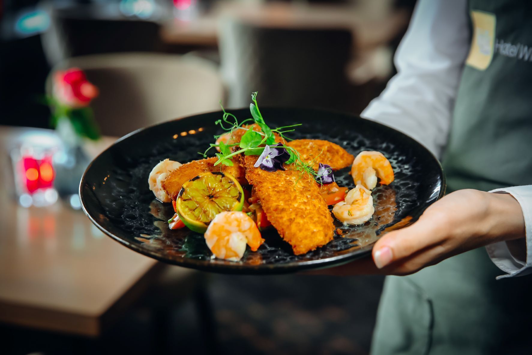 breakfast, lunch and dinner served