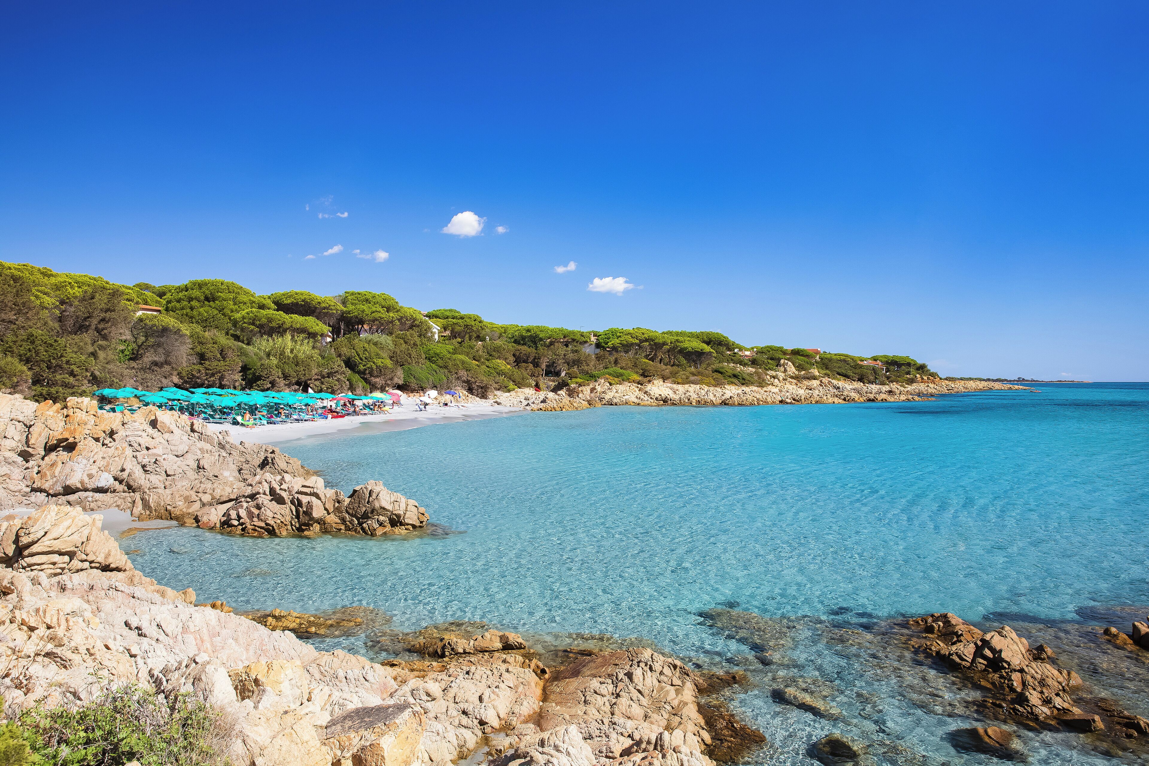 Private beach nearby, free beach shuttle, sun-loungers, beach umbrellas