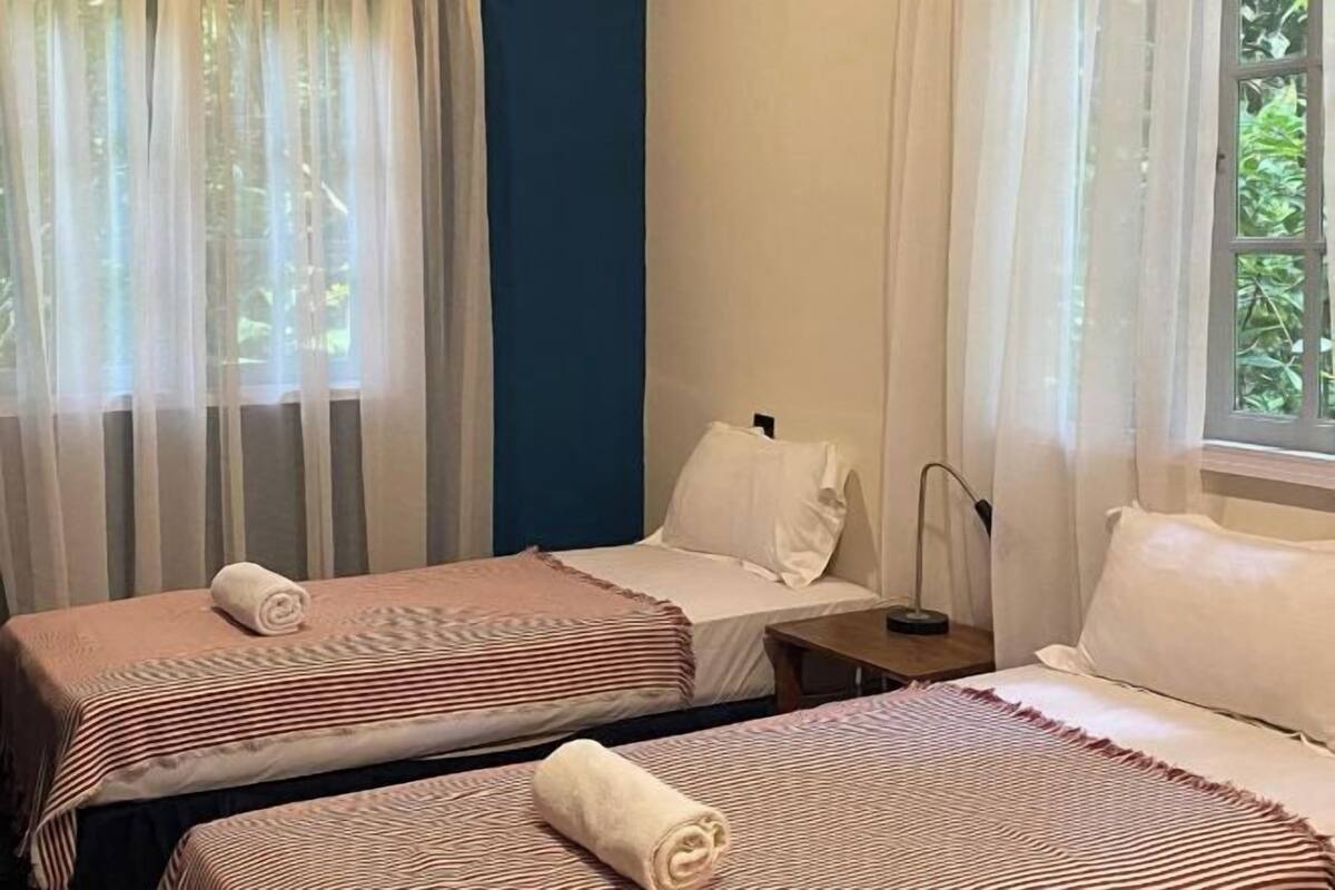 Desk, bed sheets
