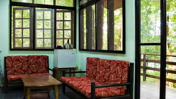 2 Bedroom Cabin for 6 People