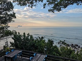 Breakfast, lunch served; local and international cuisine, beach views 
