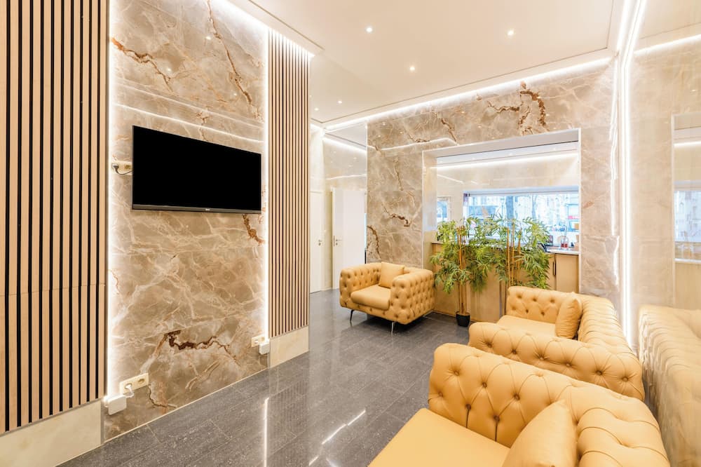 Hotel Barry