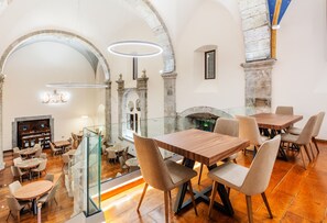 Interior detail - Hotel Don Paco (Llanes)