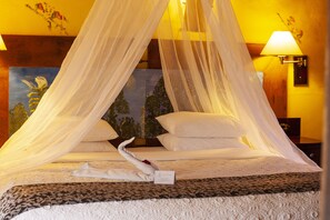 Ropa de cama de alta calidad, colchones Tempur-Pedic, minibar