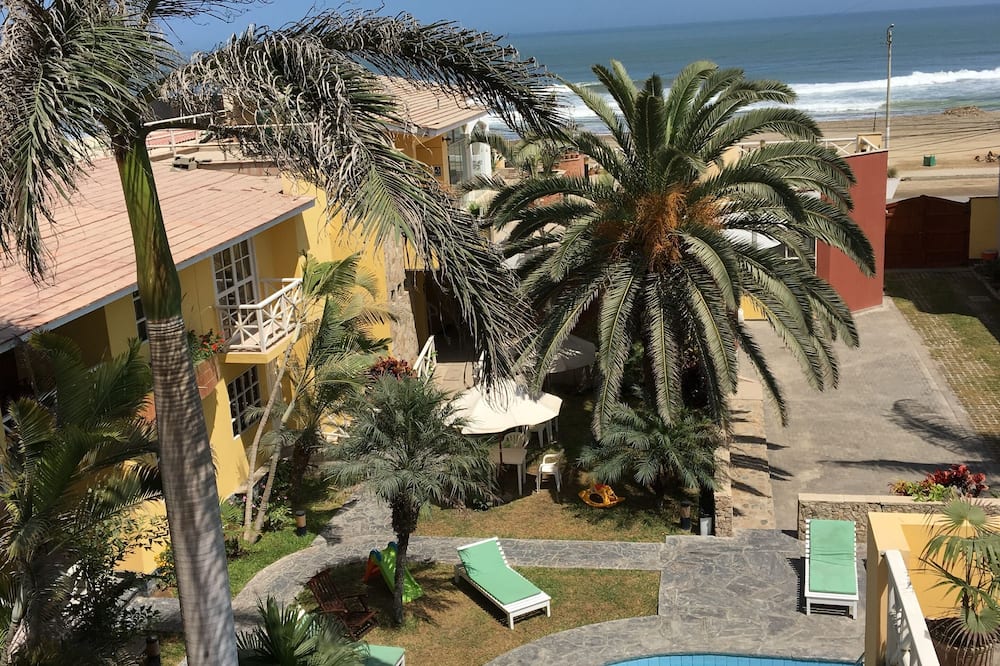 Las Palmeras Huanchaco