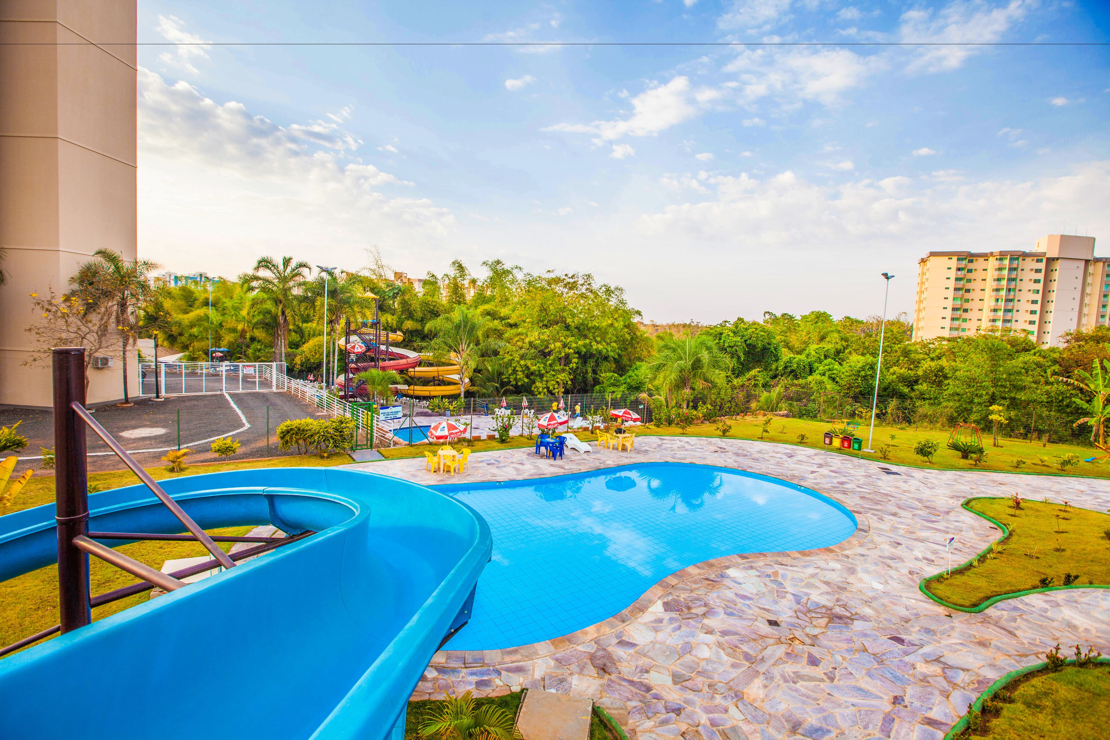 Foto - Golden Dolphin Express