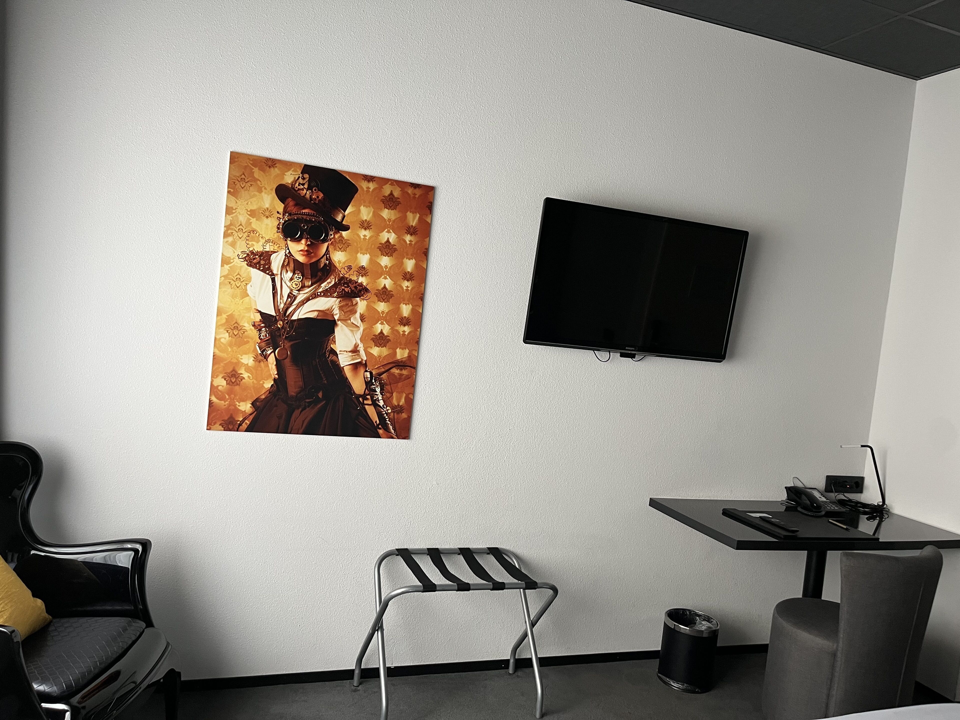 deluxe double room | egyptian cotton sheets, minibar, in-room safe, individually decorated