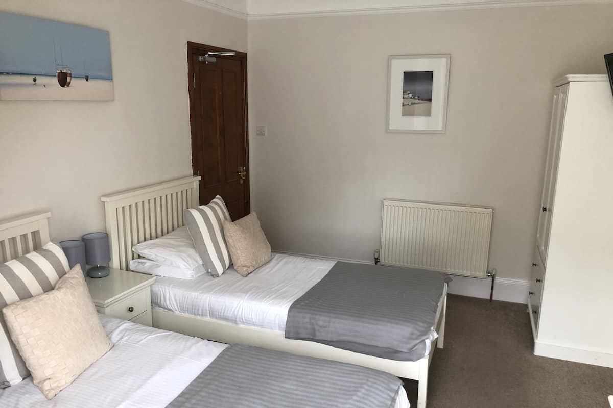 Classic Twin Room, Ground Floor
