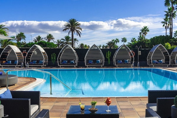 Outdoor pool, pool umbrellas, pool loungers