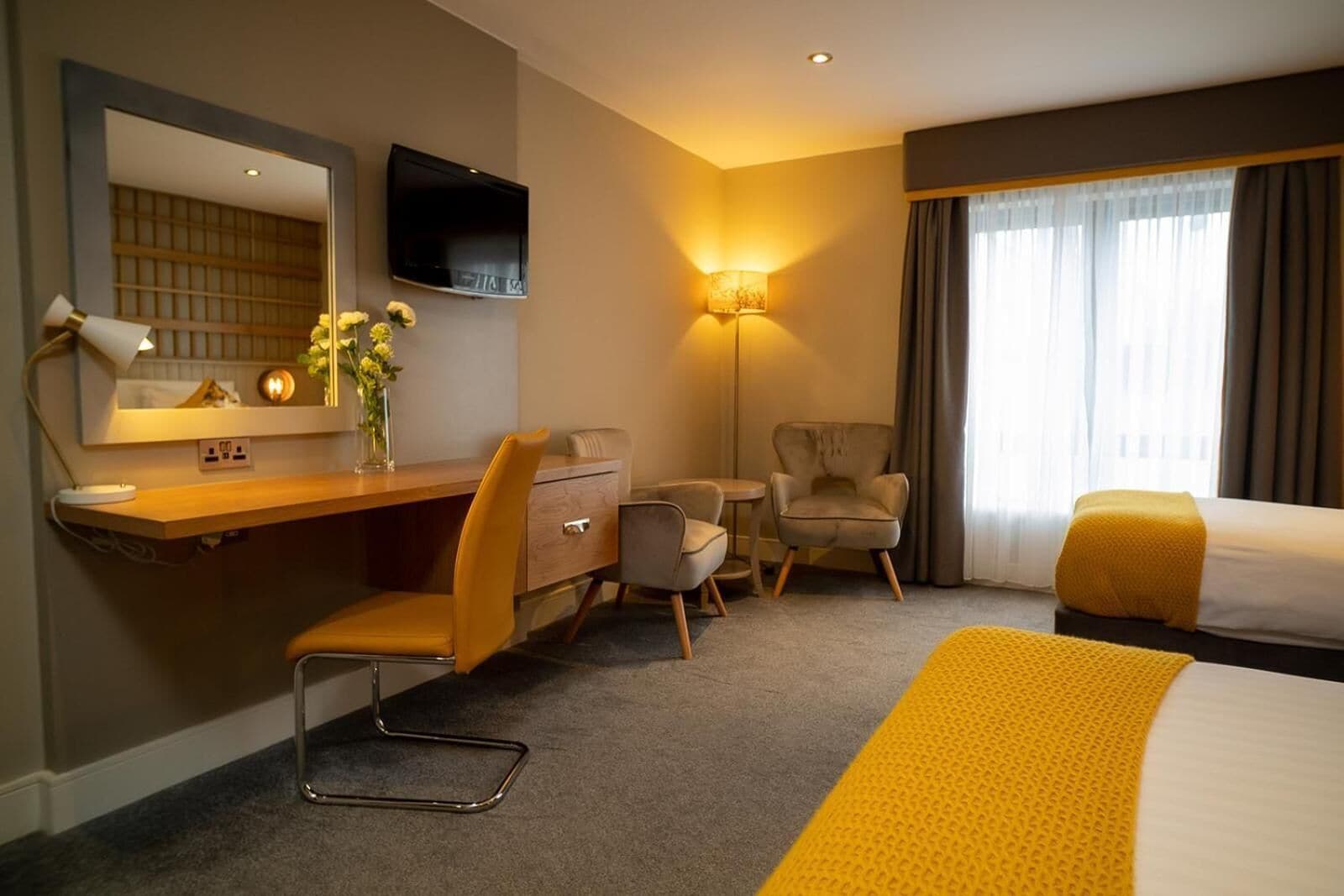 hypo-allergenic bedding, desk, iron/ironing board, free wifi