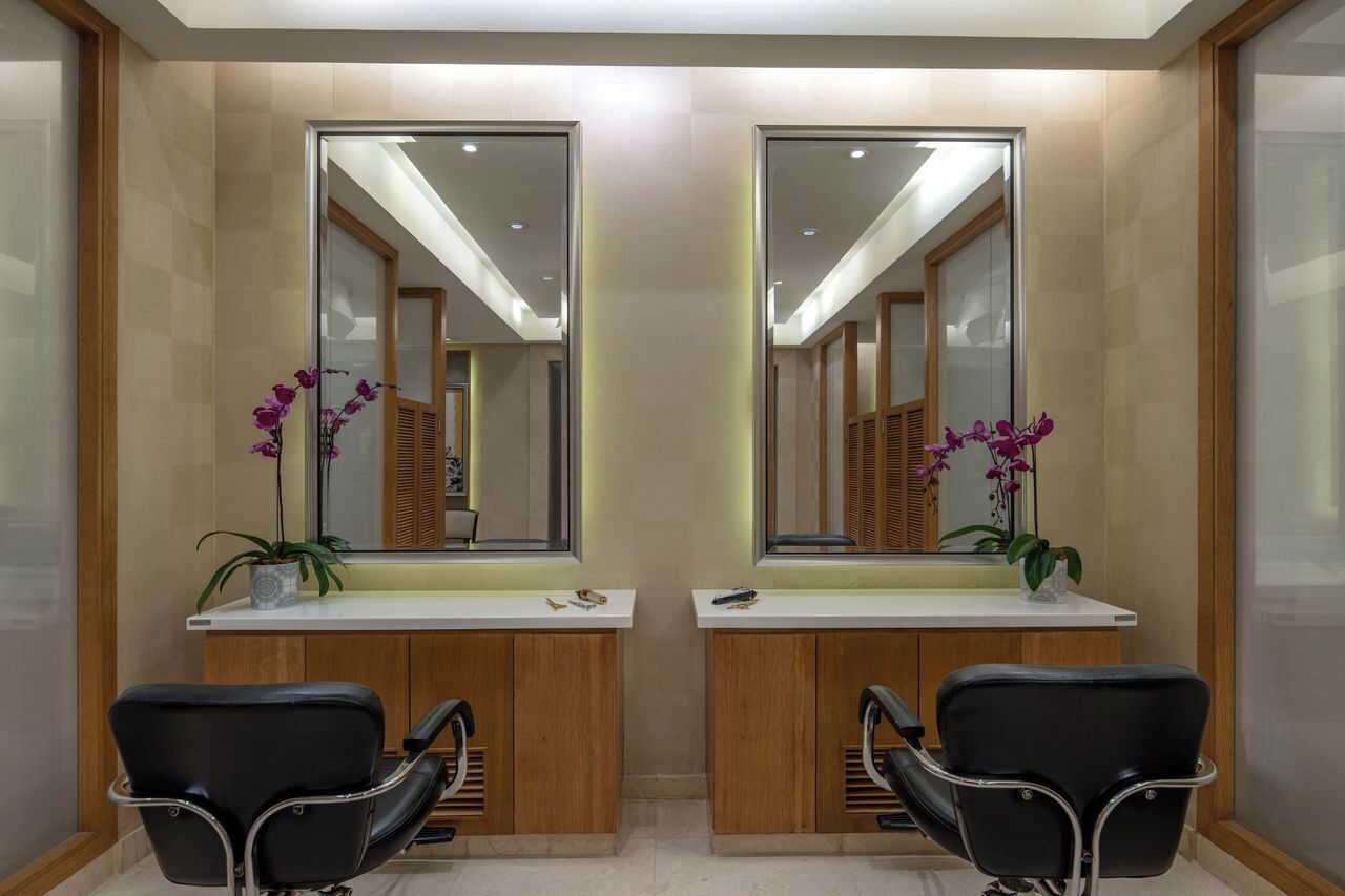 Hair salon
