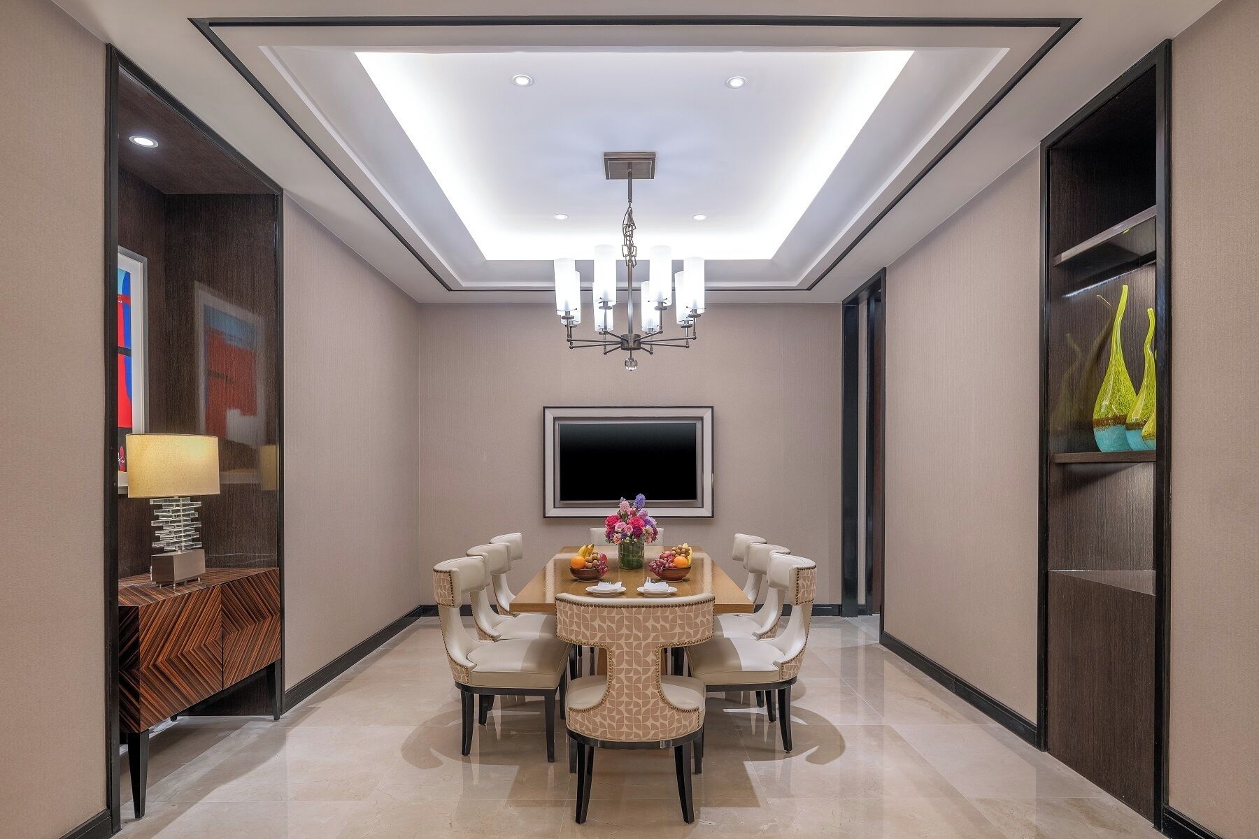 Sky Suite | Dining room