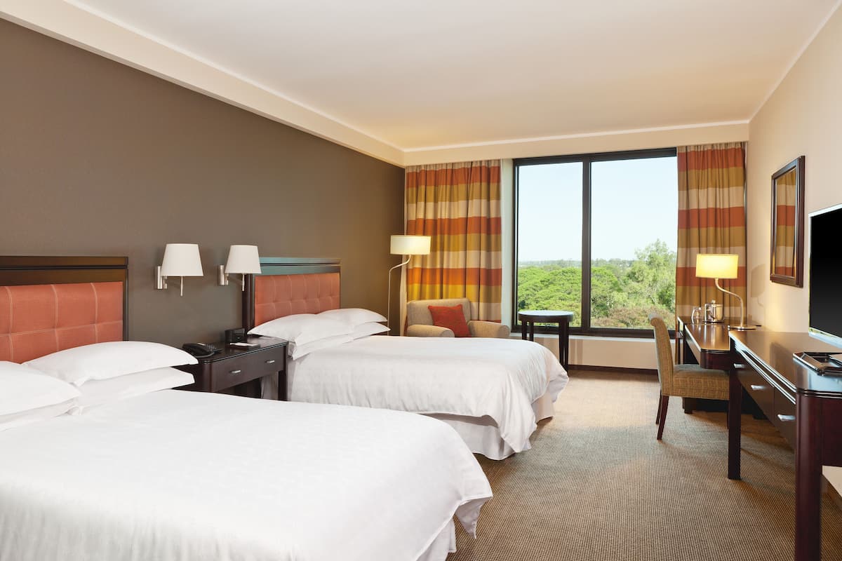 1 bedroom, hypo-allergenic bedding, Select Comfort beds, minibar