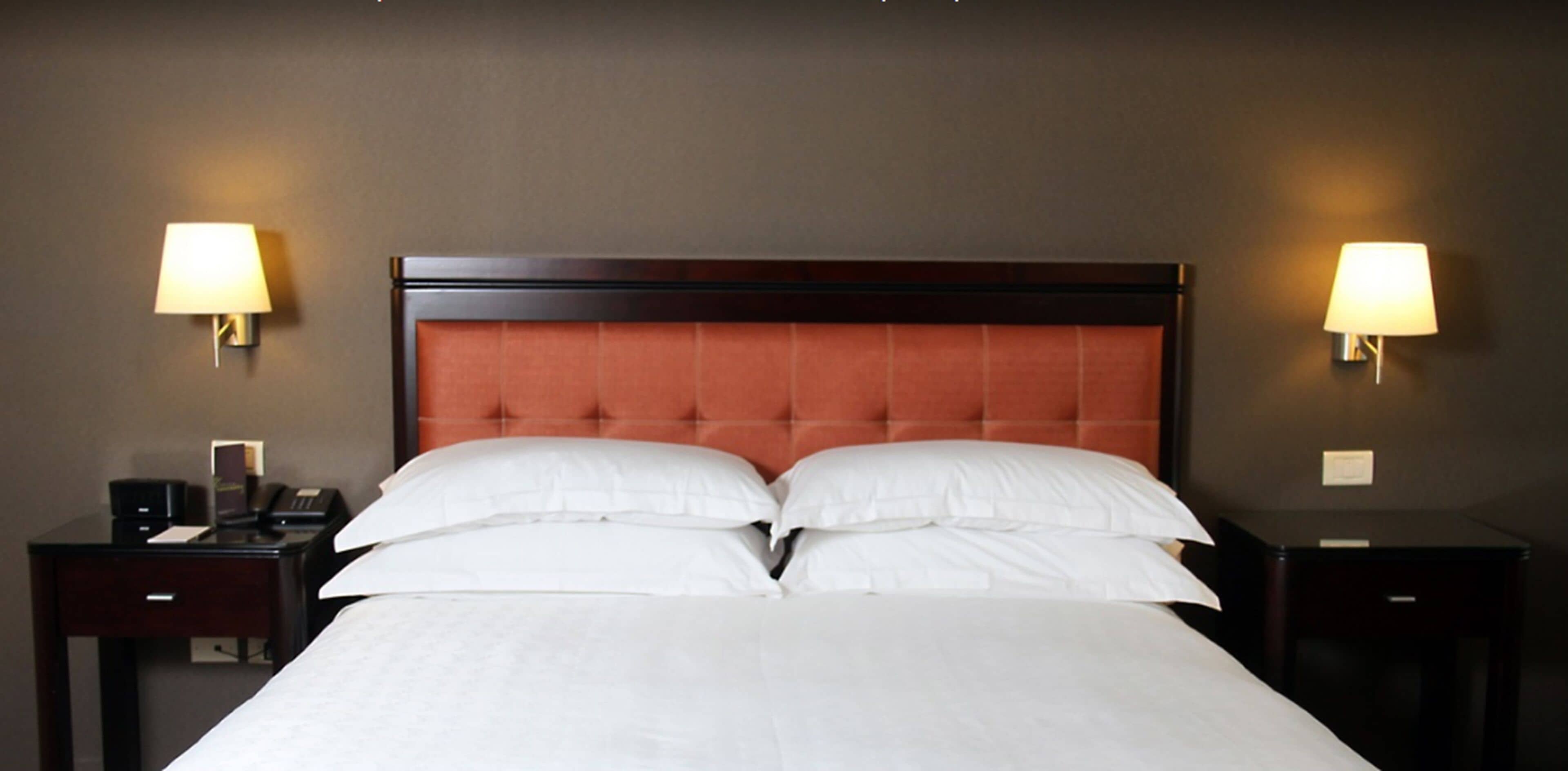 1 bedroom, hypo-allergenic bedding, select comfort beds, minibar