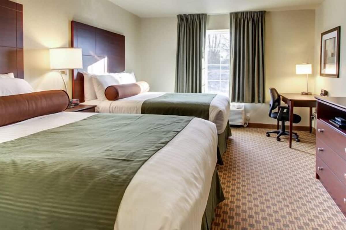 in-room safe, individually decorated, individually furnished, desk