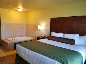 Suite, 1 King Bed, Non Smoking
