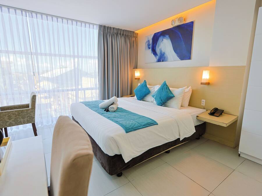 Hypo-allergenic bedding, desk, laptop workspace, free WiFi