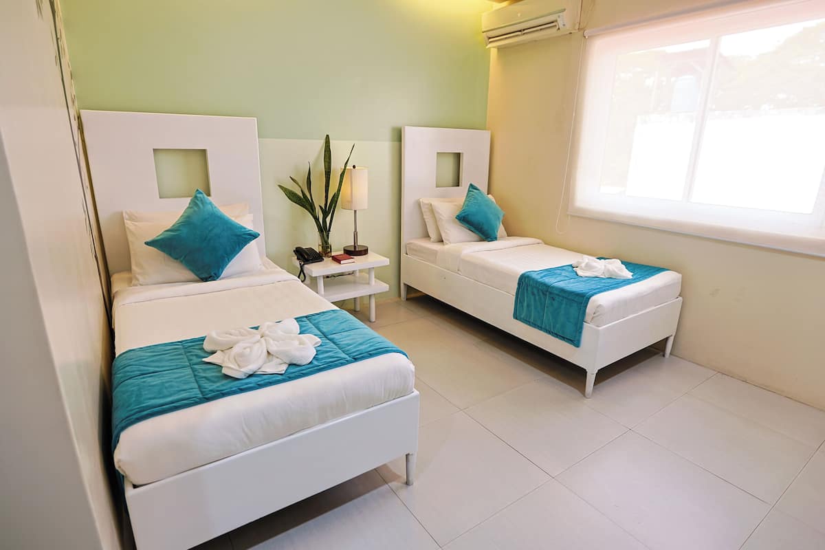 Superior Twin Room, 2 Twin Beds | Hypo-allergenic bedding, in-room safe, desk, laptop workspace