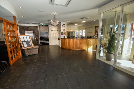 Reception. Redearth Hotel