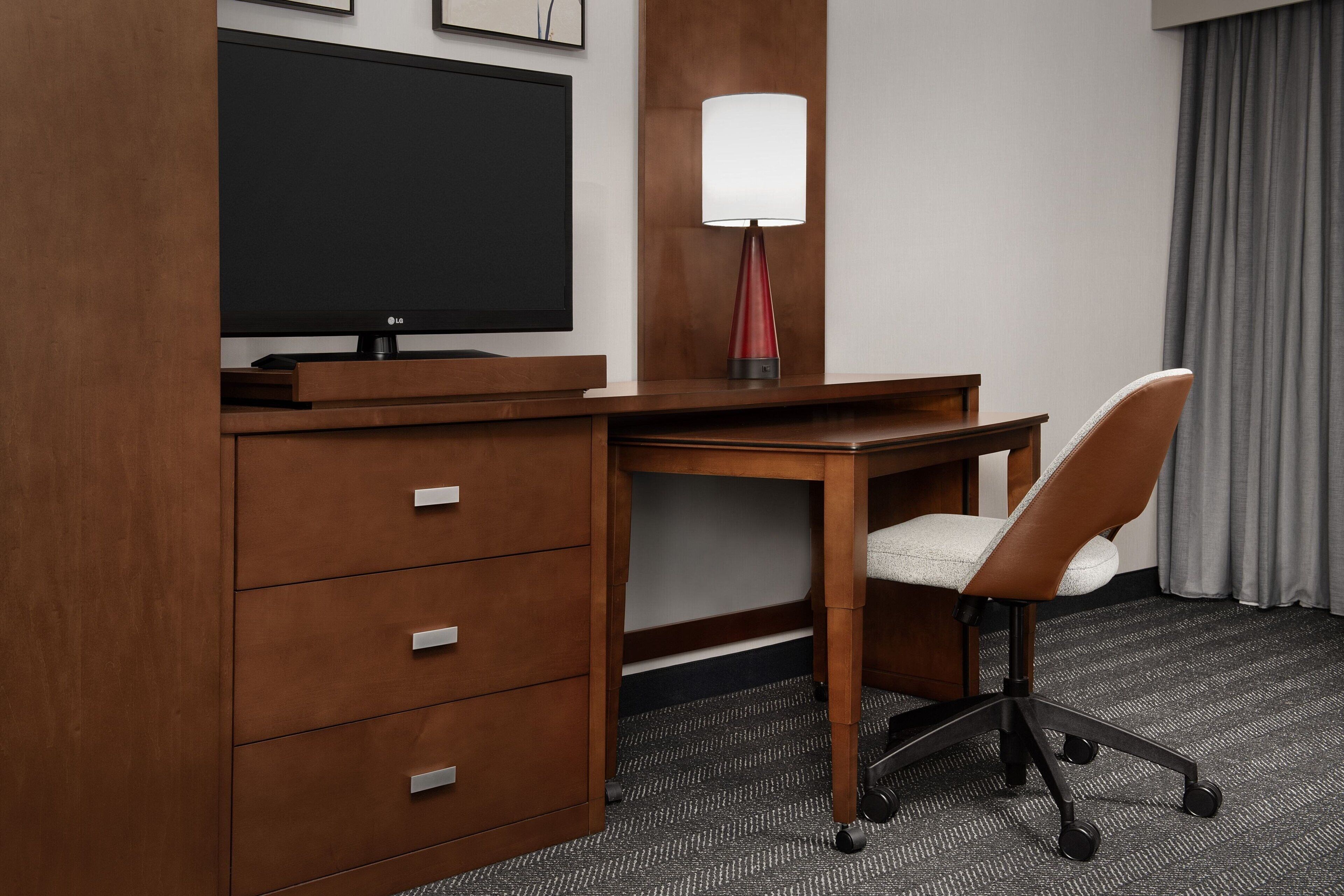 1 bedroom, premium bedding, desk, iron/ironing board