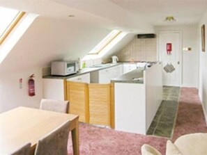 Private kitchen - The Gables Guest House (Lincoln)