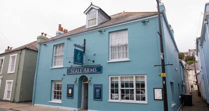 The Seale Arms