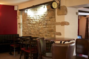 Bar (on property) - The Three Horseshoes Hotel (Barnard Castle)