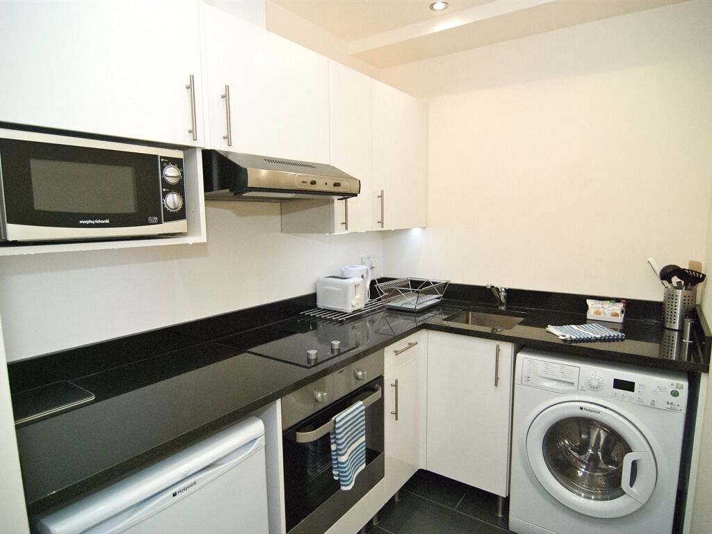 Apartment, Ensuite (1 Bedroom ) | Private kitchen