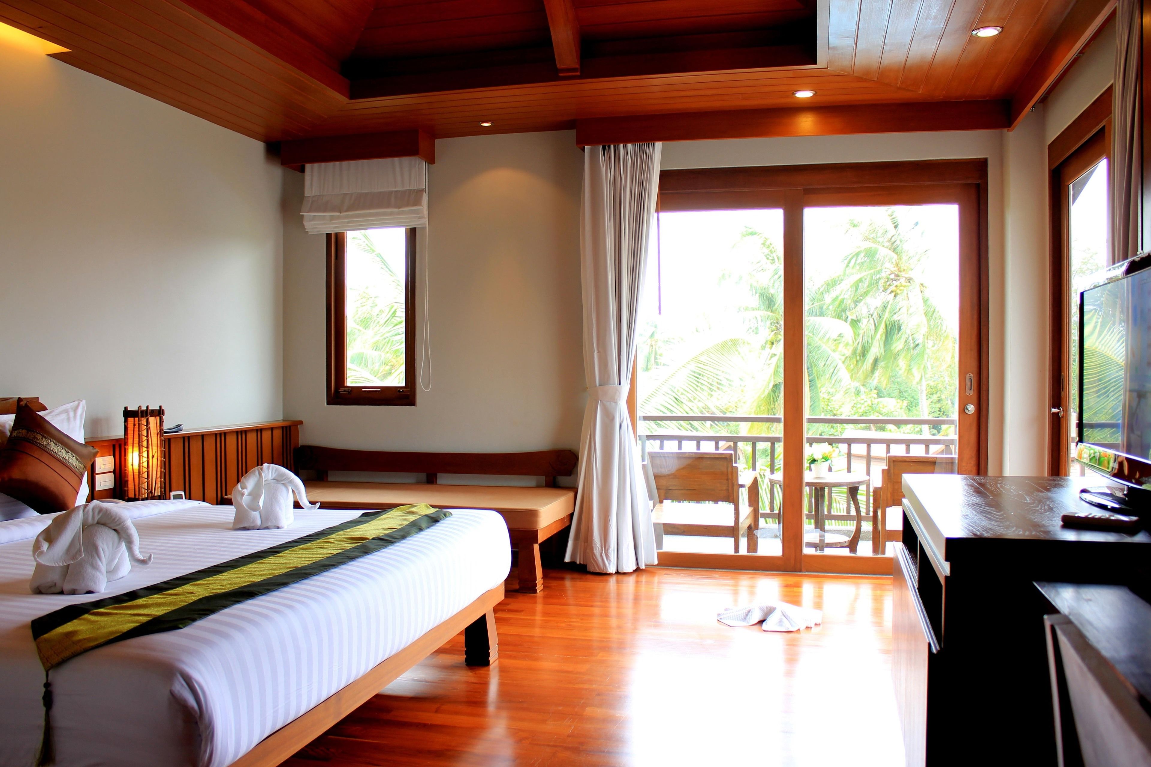 deluxe double or twin room | 1 bedroom, minibar, in-room safe, desk