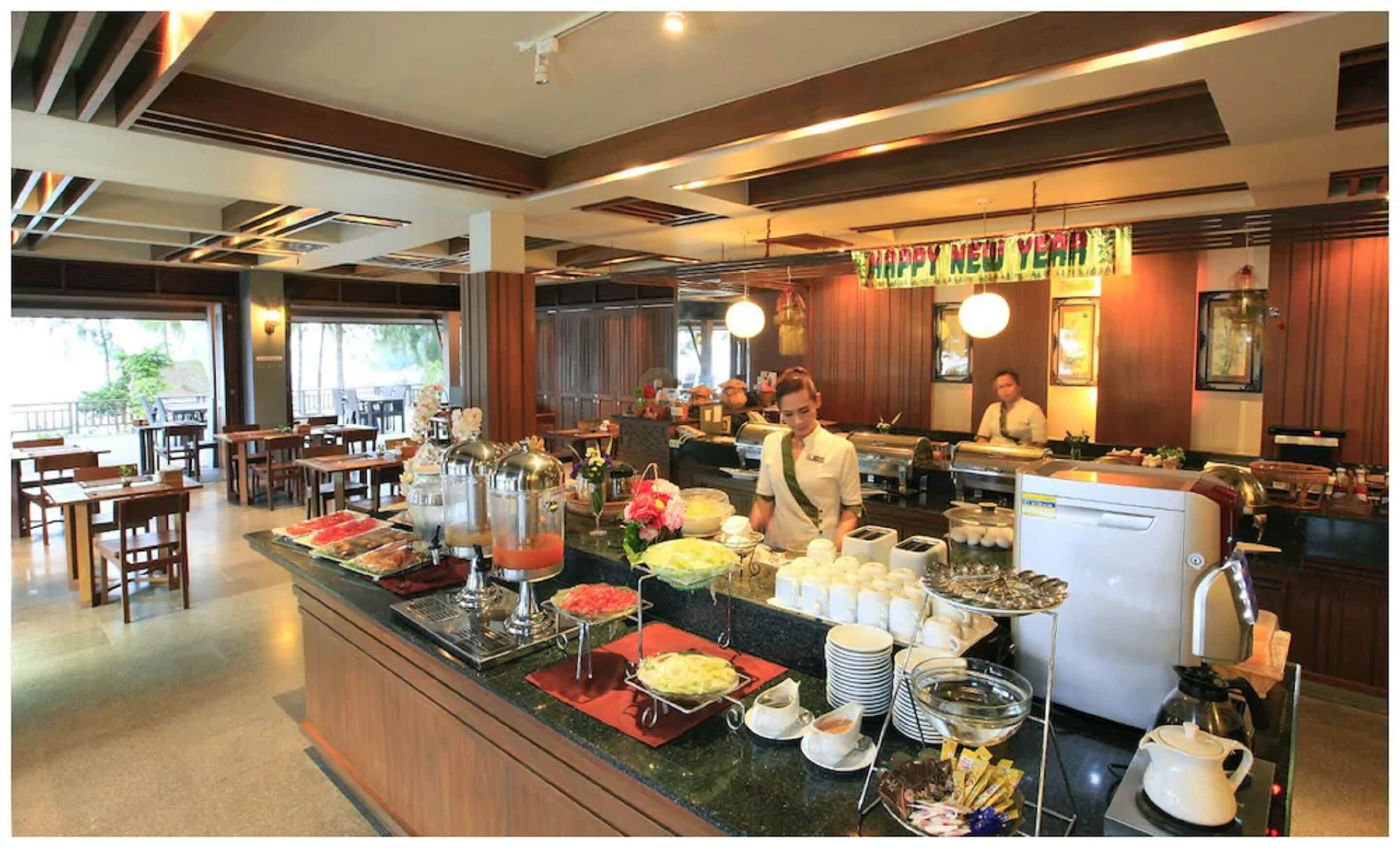 daily continental breakfast for a fee