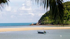 View from property - Maehaad Bay Resort (Ko Pha-ngan)