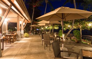 Breakfast, lunch, dinner served; sea views - Maehaad Bay Resort (Ko Pha-ngan)