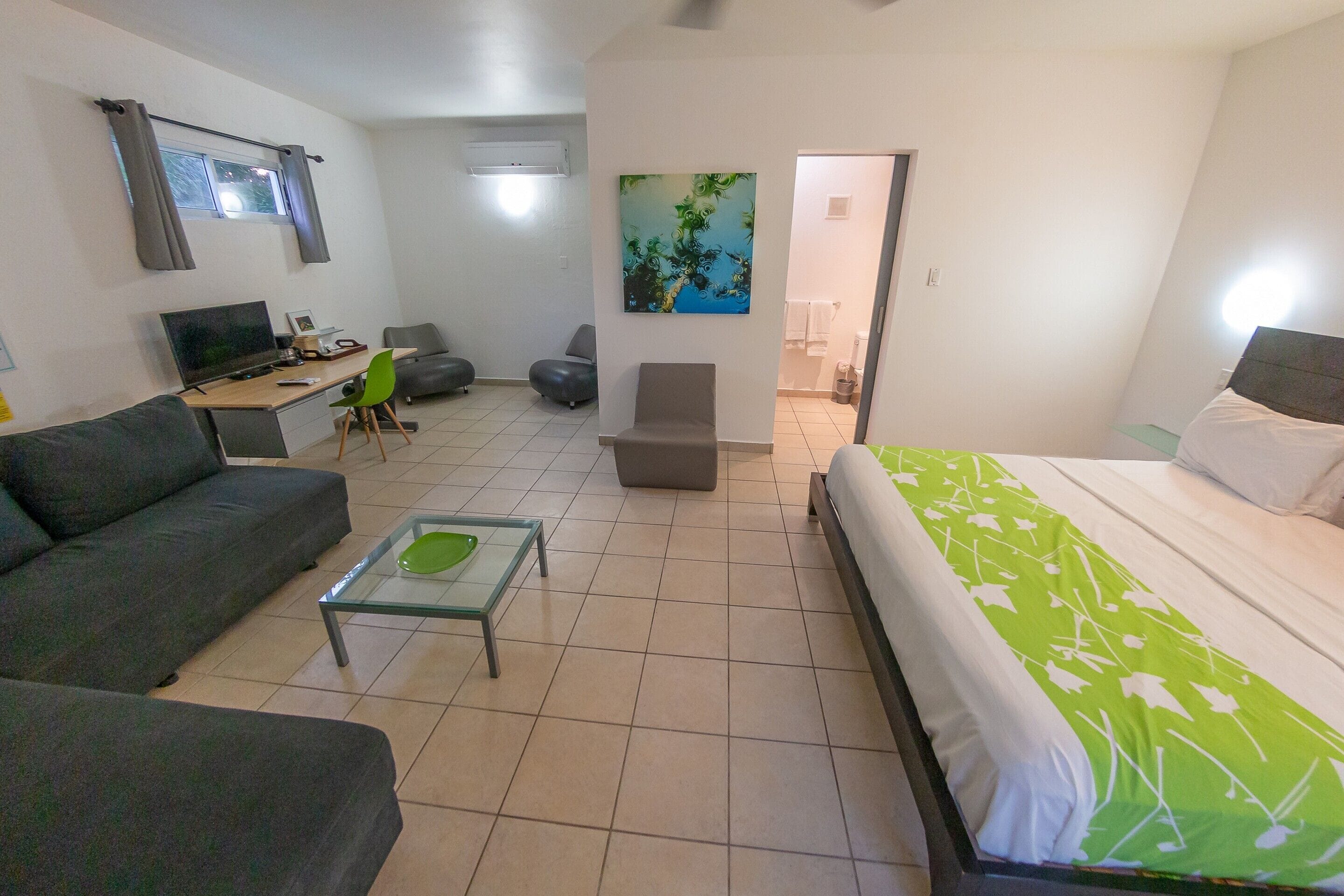 Kahden hengen superior-huone | Tallelokero huoneessa, yksilöllisesti sisustettu