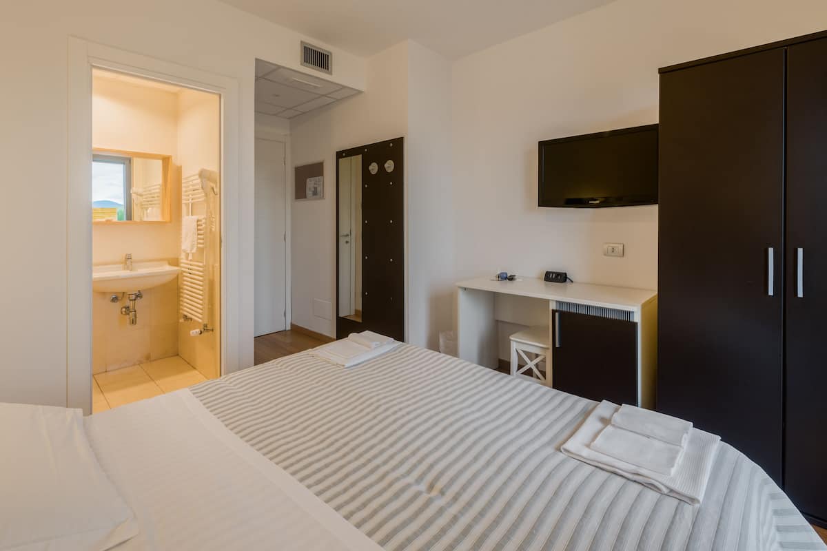 Double or Twin Room, Ensuite (Enzo Ferrari) | Minibar, desk, blackout drapes, free WiFi