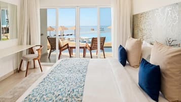 Een kluis op de kamer, een bureau, gratis wifi, beddengoed